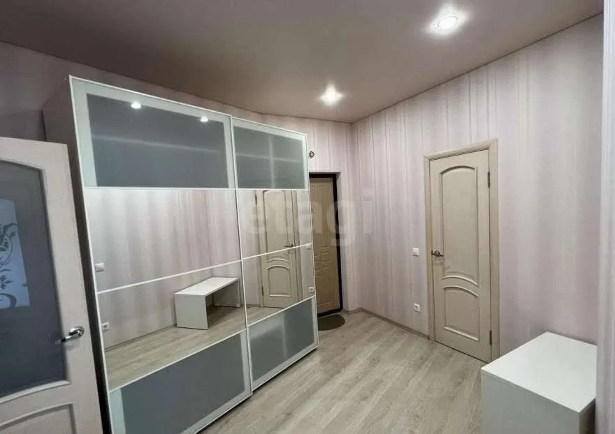 1-к квартира, 52м² (улица имени П.М. Гаврилова, 27) - миниатюра 6