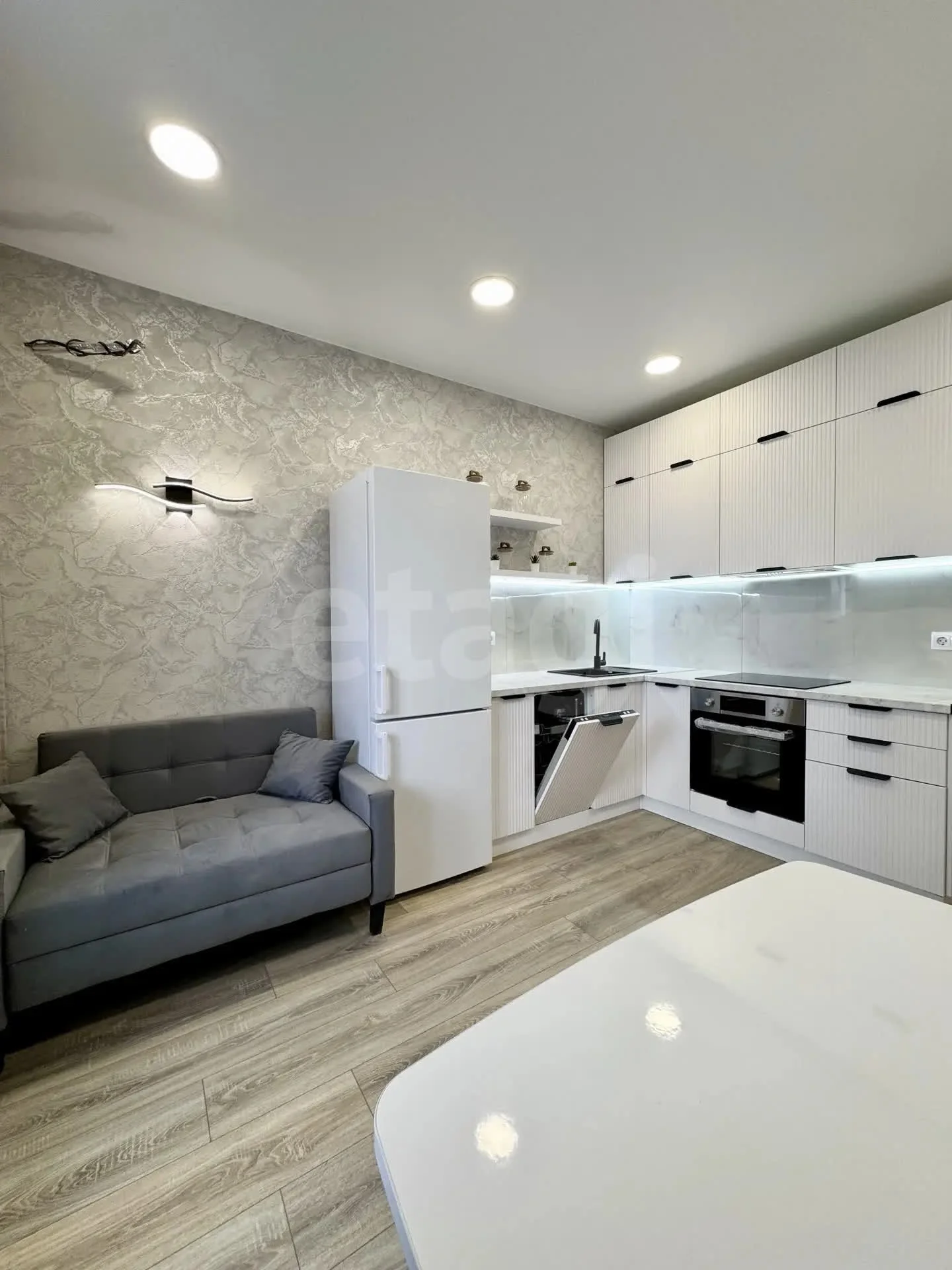1-к квартира, 38.5м² (Восточно-Кругликовская улица, 28/3) - миниатюра 4