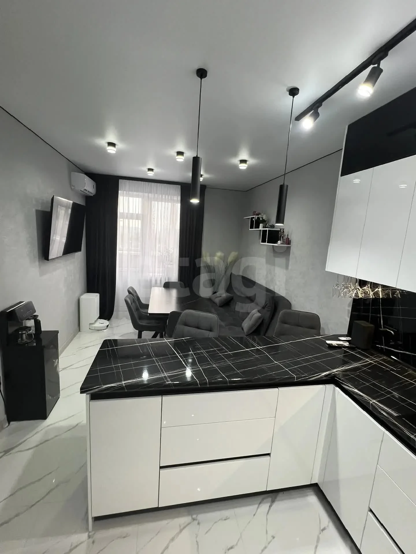 2-к квартира, 55.6м² (улица Лётчика Позднякова, 2к14) - миниатюра 3