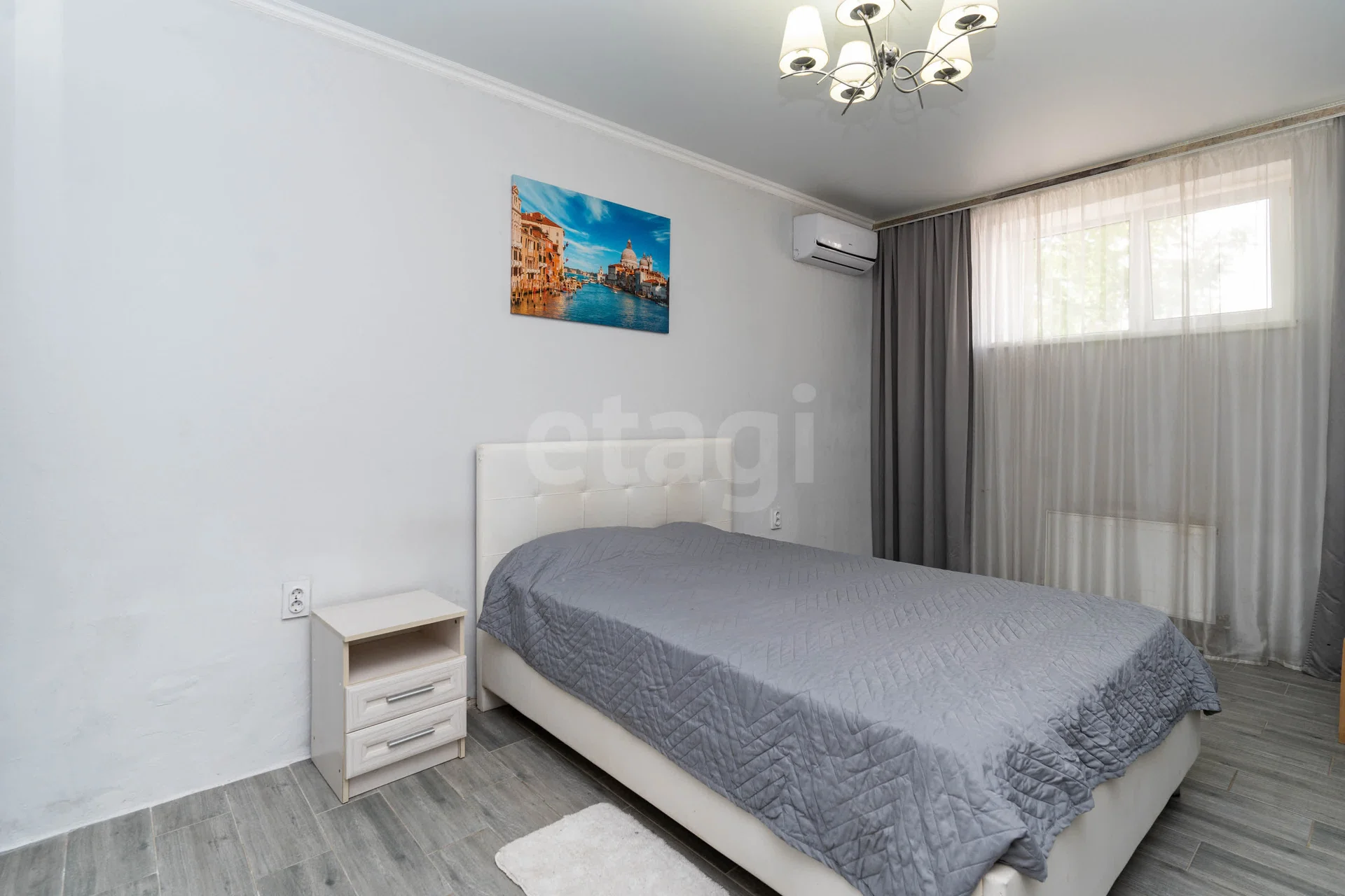 2-к квартира, 48.4м² (улица Генерала Петрова, 33) - миниатюра 2