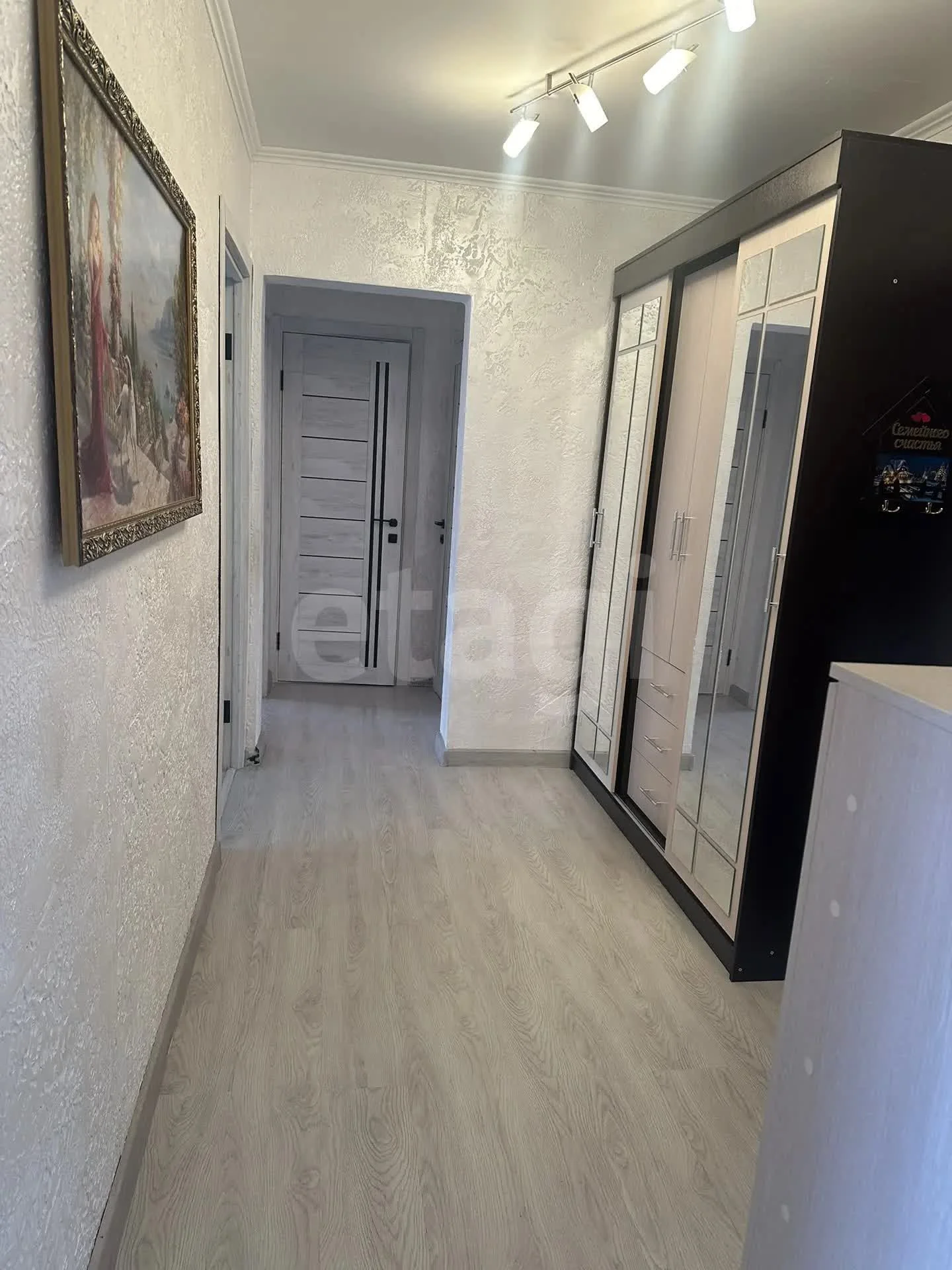 2-к квартира, 56.6м² (Восточно-Кругликовская улица, 67) - миниатюра 15