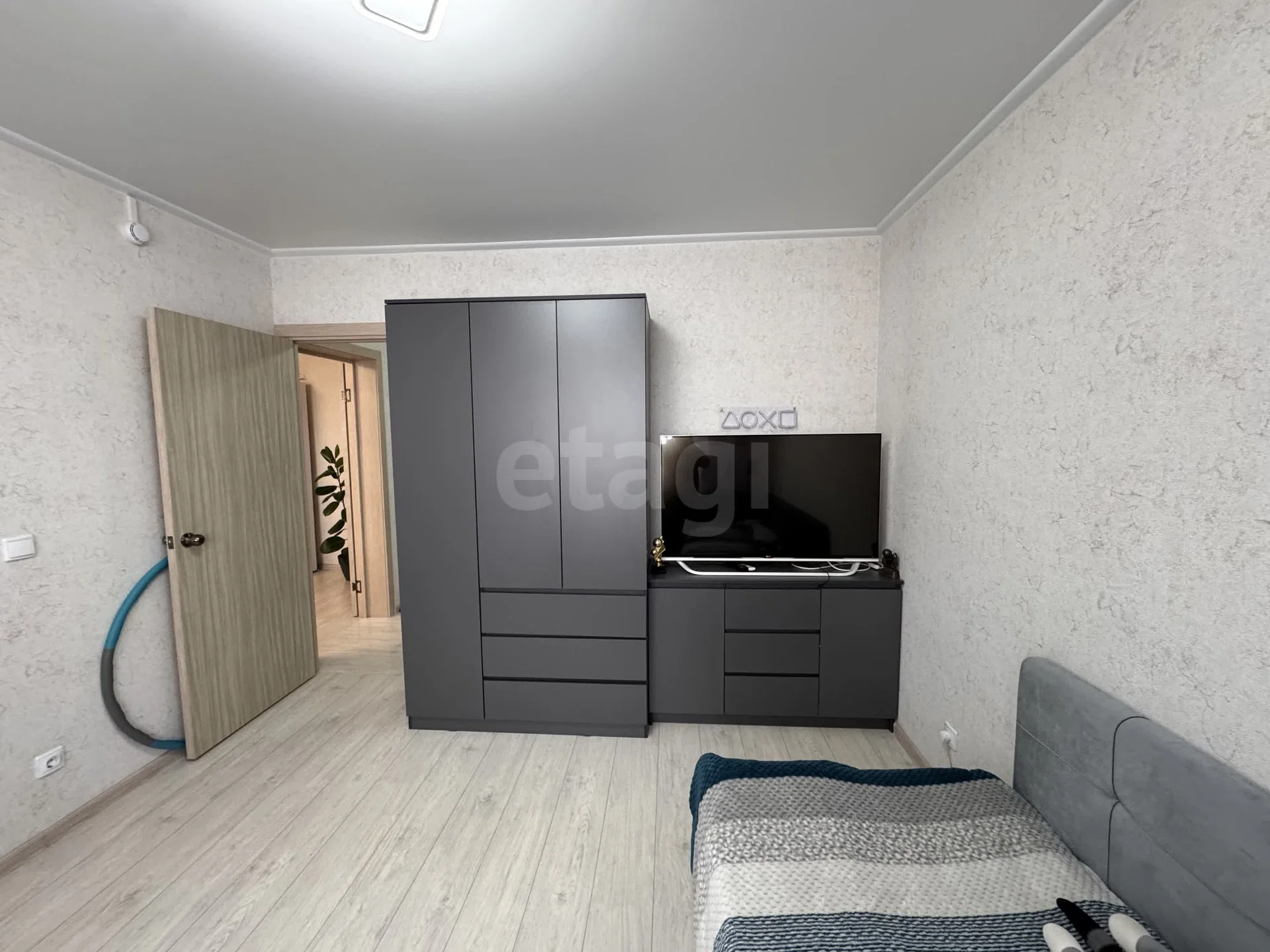2-к квартира, 55.9м² (улица Генерал-лейтенанта Александра Сапрунова, 37к1) - миниатюра 6