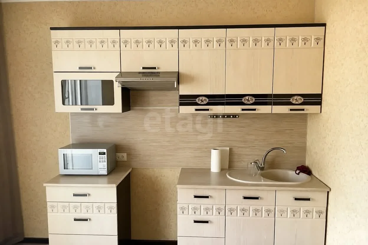 1-к квартира, 40м² (улица Академика Лукьяненко, 36) - миниатюра 3