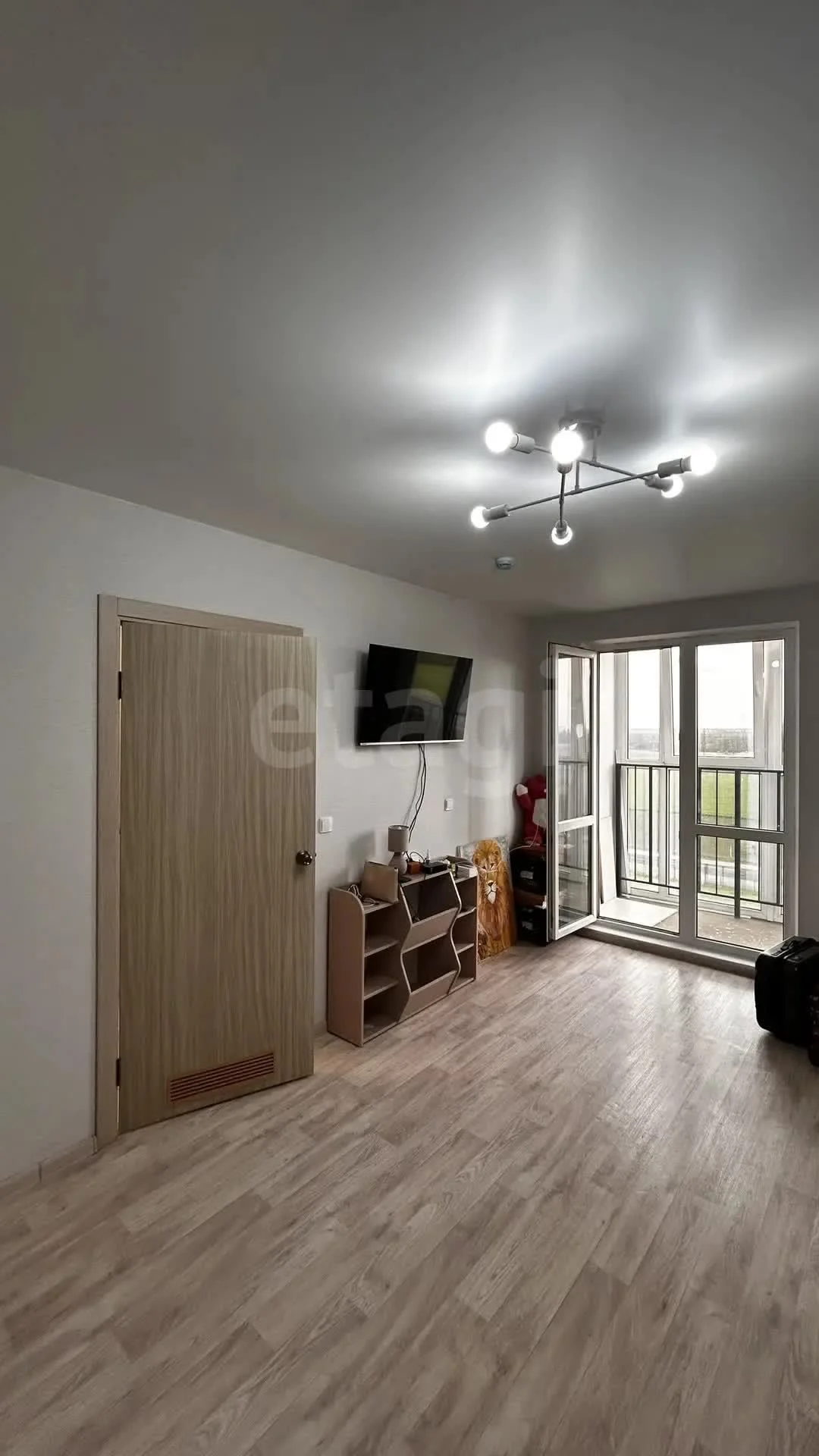 2-к квартира, 42м² (улица Генерал-лейтенанта Александра Сапрунова, 42) - миниатюра 2