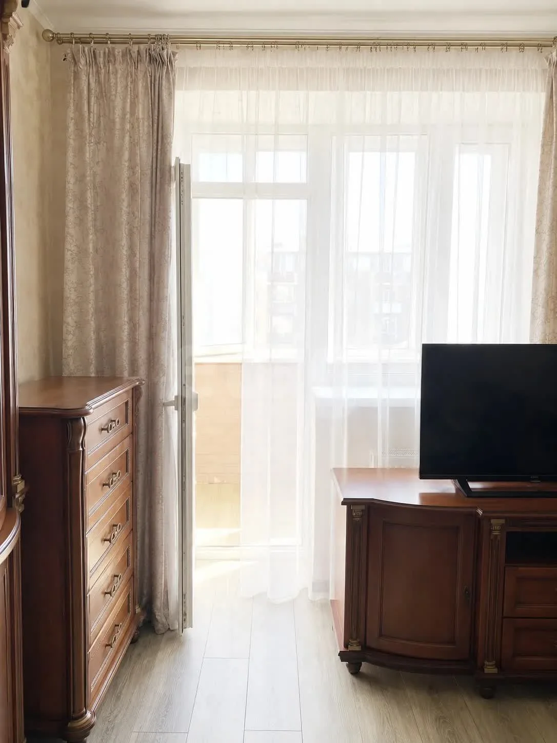 1-к квартира, 39м² (улица имени Сергея Есенина, 98) - миниатюра 3