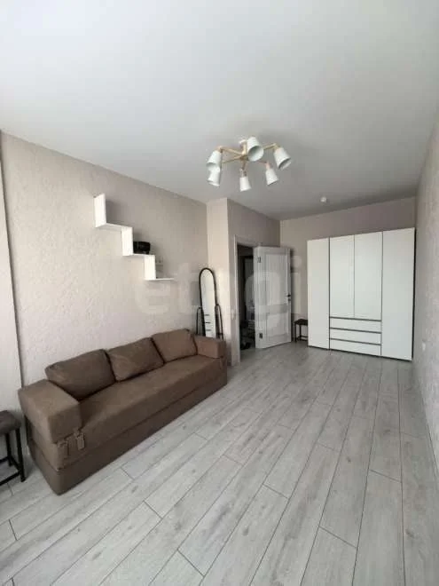 1-к квартира, 35м² (улица имени Героя Георгия Бочарникова, 4к2) - миниатюра 4