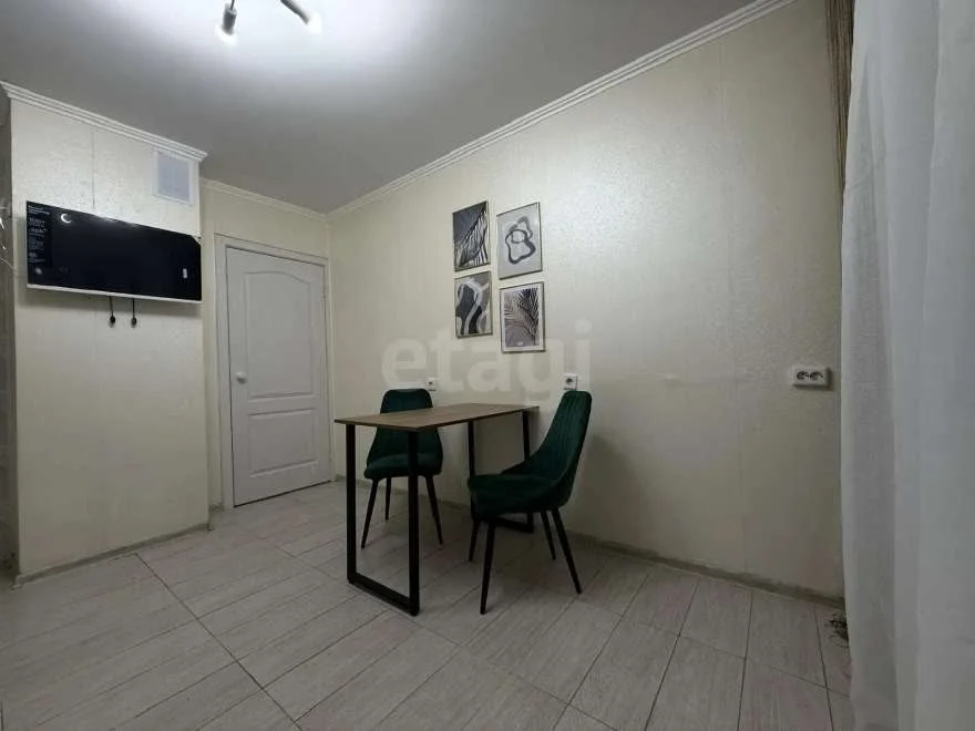 2-к квартира, 60м² (улица имени Николая Семеновича Котлярова, 17) - миниатюра 2
