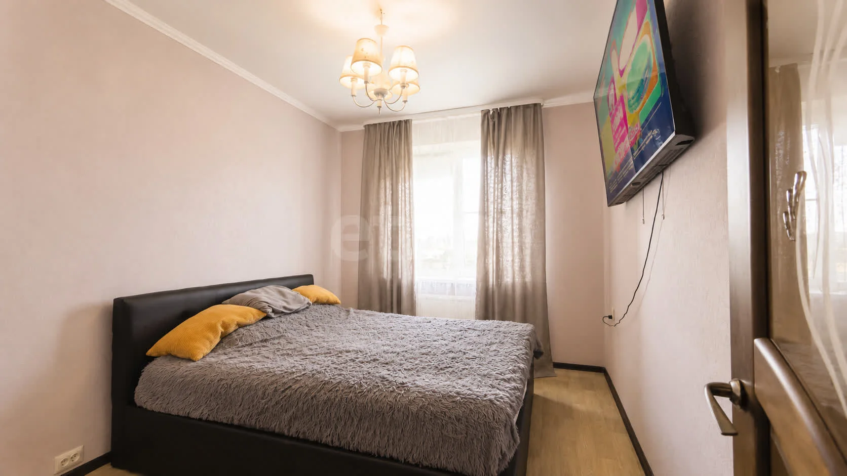 2-к квартира, 51.2м² (улица 1 Мая, 428) - миниатюра 7