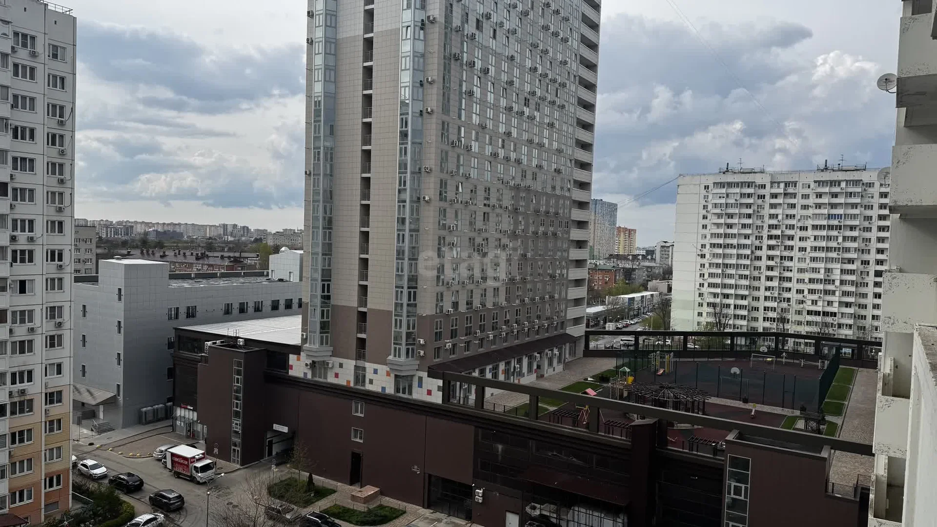 3-к квартира, 73.7м² (Зиповская улица, 48) - миниатюра 12