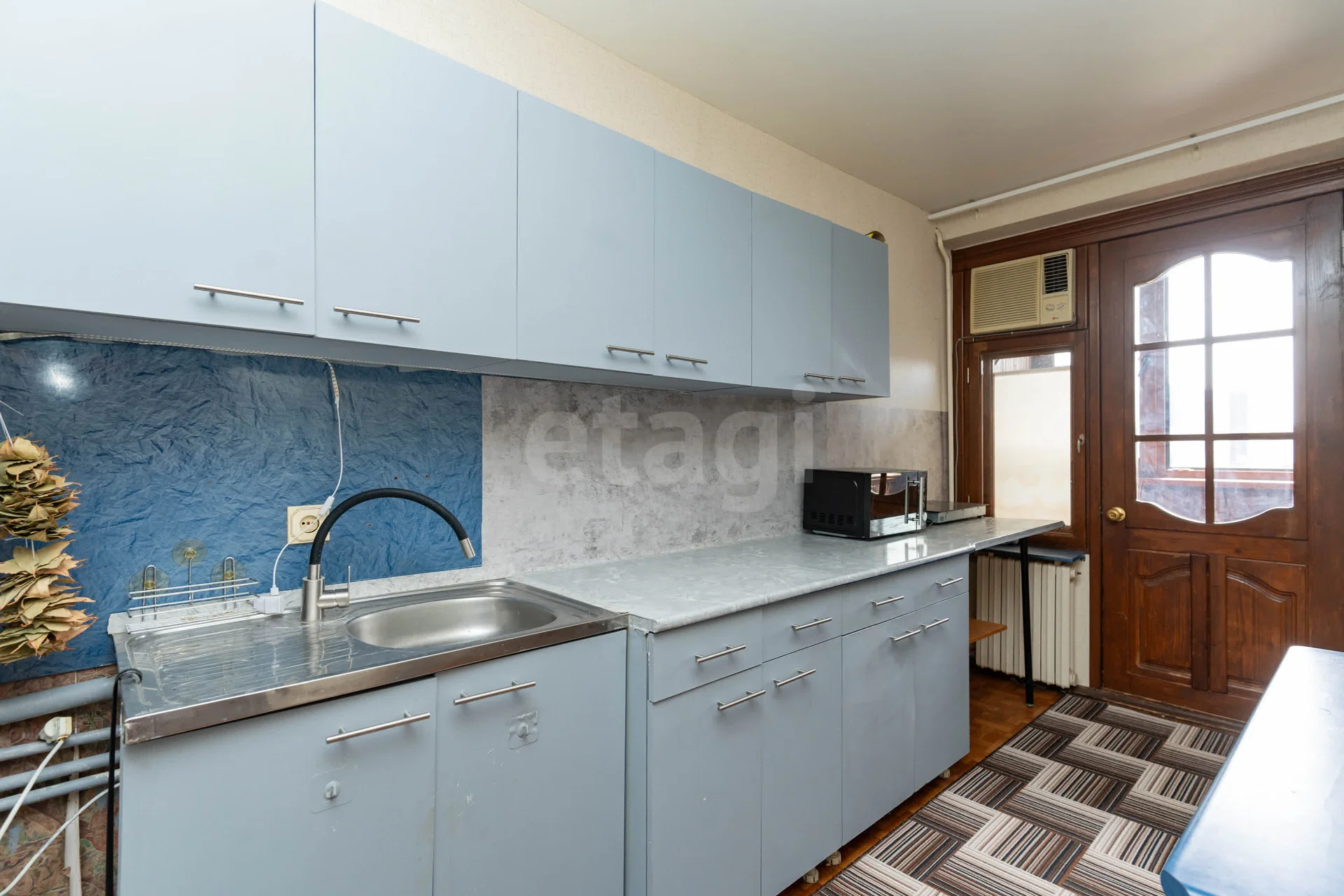 2-к квартира, 37.8м² (улица Селезнёва, 176) - изображение 1