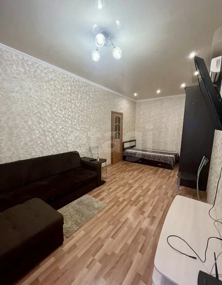 1-к квартира, 38.9м² (улица имени Дунаевского И.И., 22б) - миниатюра 3