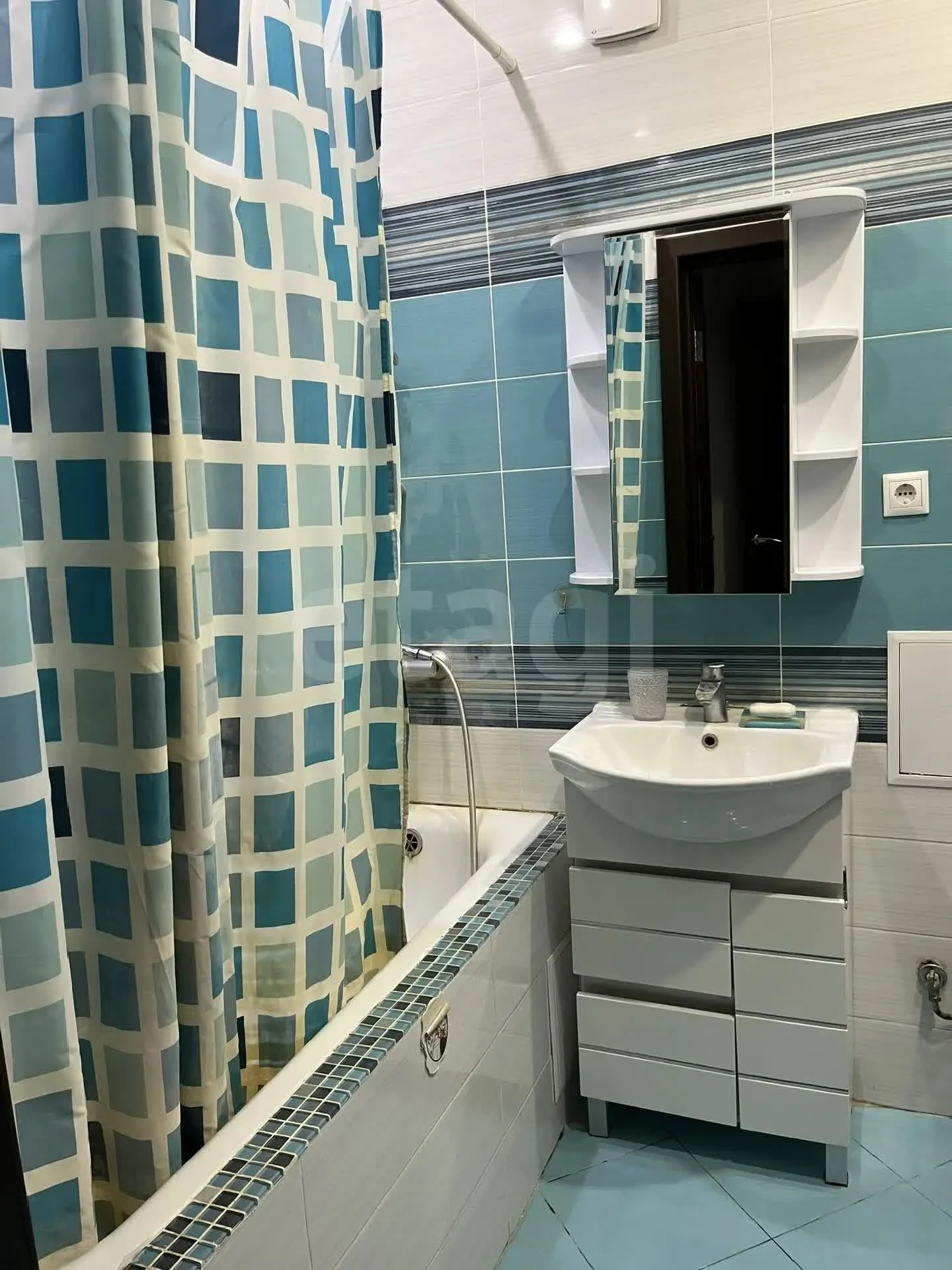 1-к квартира, 39.2м² (улица имени Сергея Есенина, 82/3) - миниатюра 6
