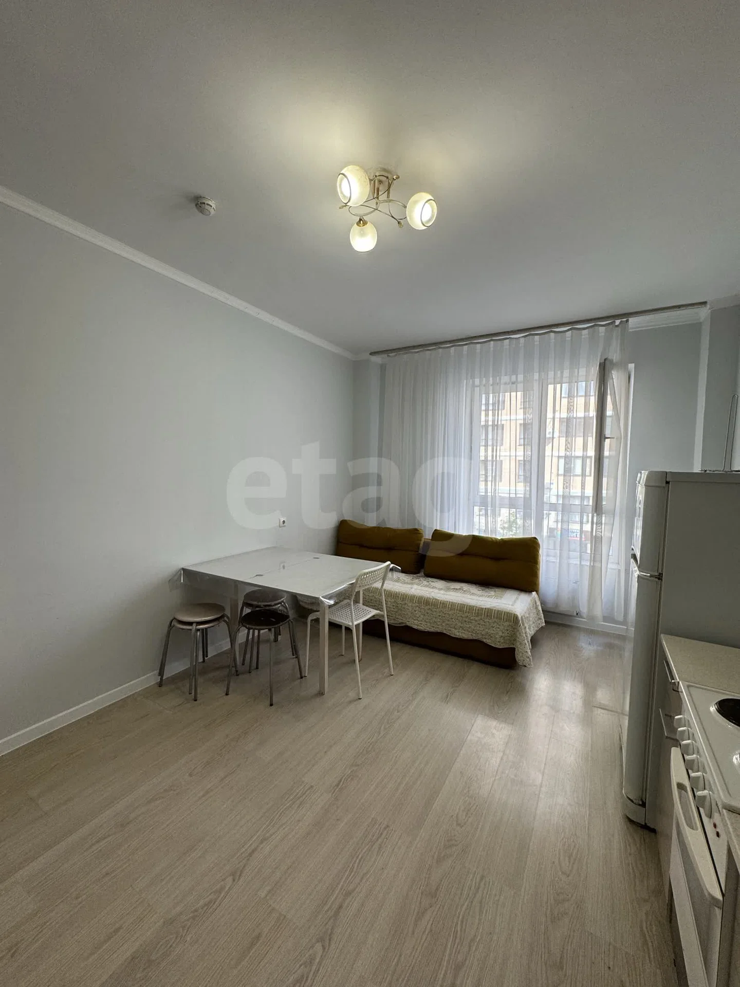 1-к квартира, 50м² (улица Леонида Лаврова, 8к1) - миниатюра 2