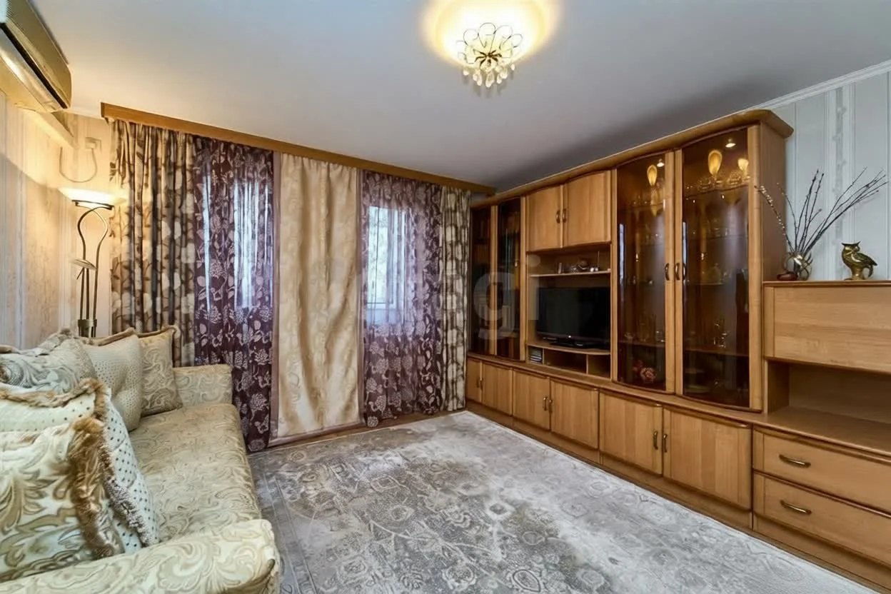 3-к квартира, 61.1м² (Рождественская набережная, 29) - миниатюра 2