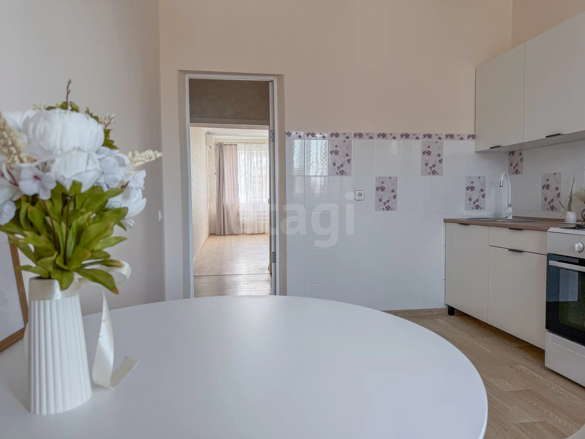 1-к квартира, 42.7м² (улица имени Н.Г. Чернышёва, 27) - миниатюра 6
