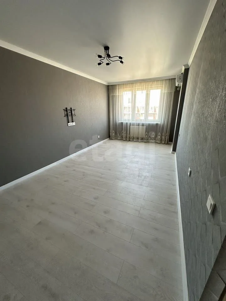 2-к квартира, 61.5м² (улица Петра Метальникова, 3/1к2) - миниатюра 3