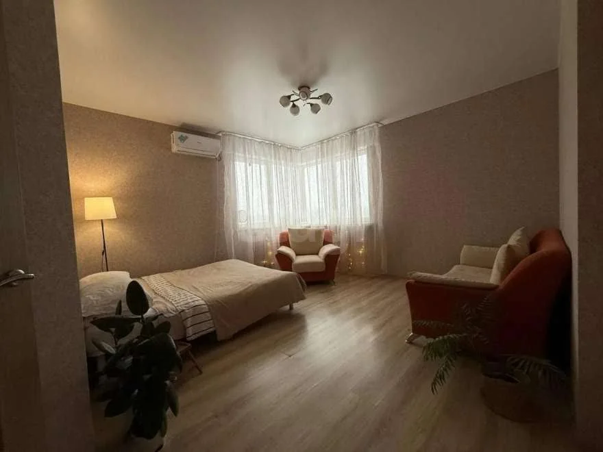 2-к квартира, 55м² (улица Шоссе Нефтяников, 18к7) - изображение 1