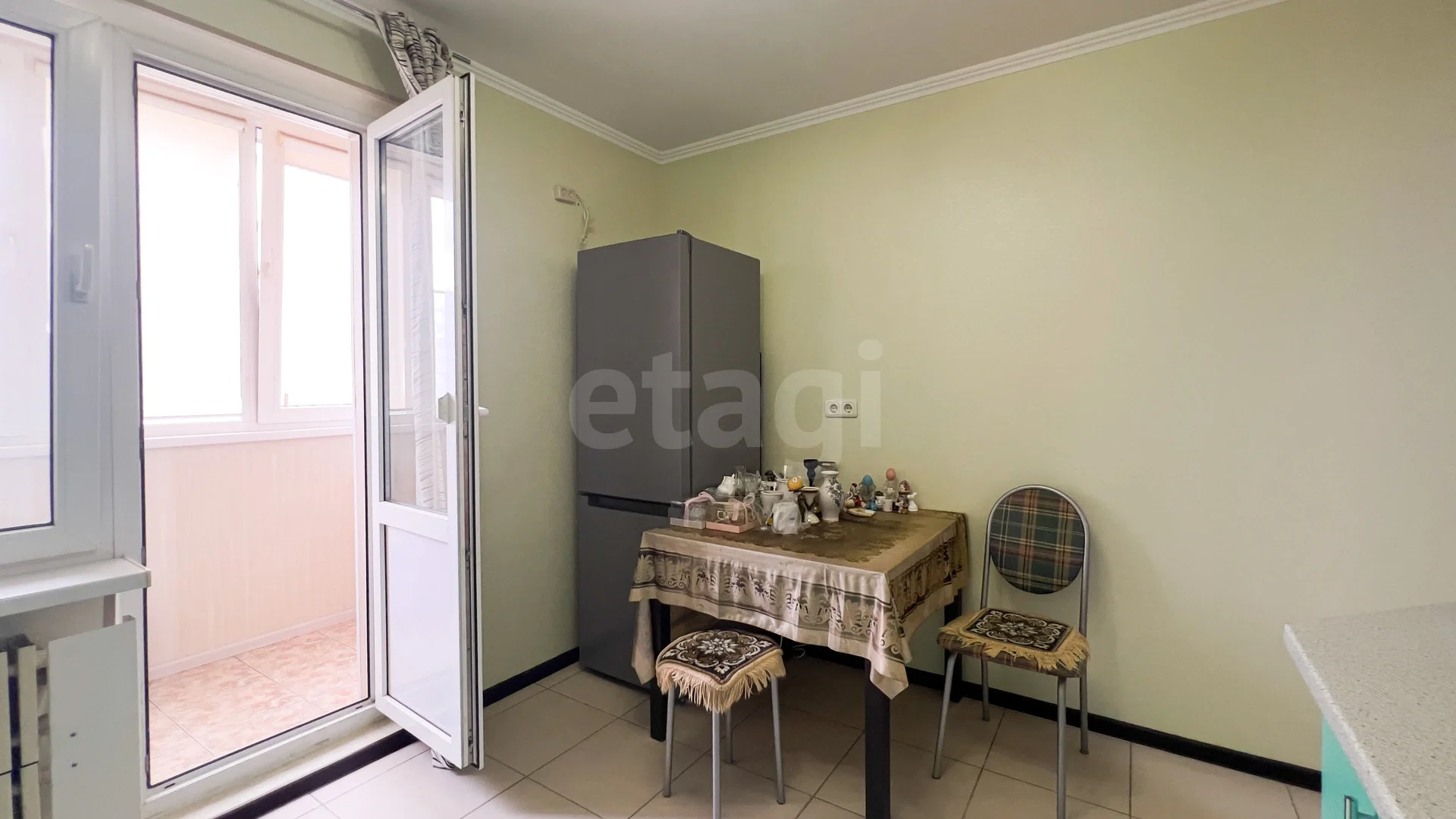 2-к квартира, 56.9м² (Ставропольская улица, 183/2) - миниатюра 4