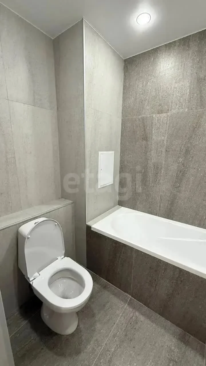 1-к квартира, 35.7м² (улица имени Сергея Есенина, 106) - миниатюра 4