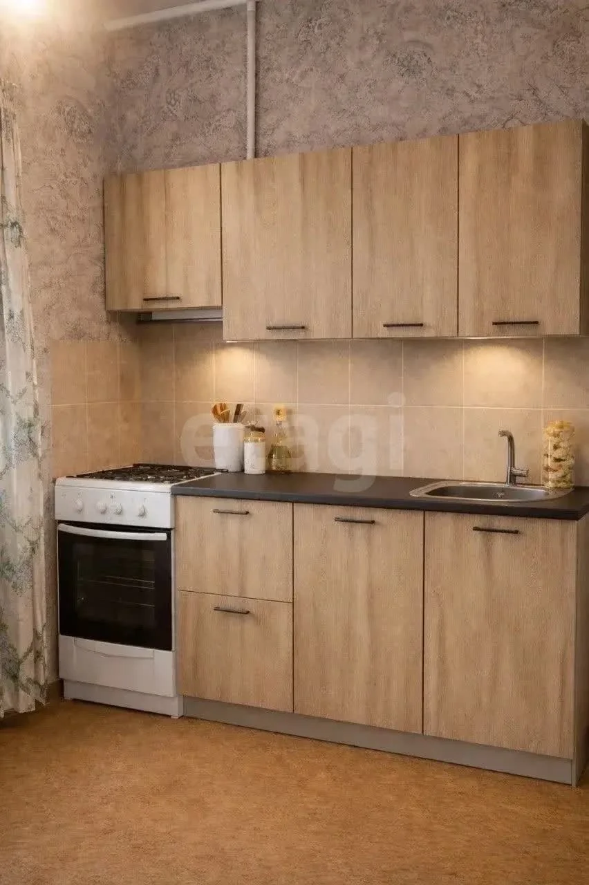 2-к квартира, 43м² (улица Айвазовского, 110) - миниатюра 3