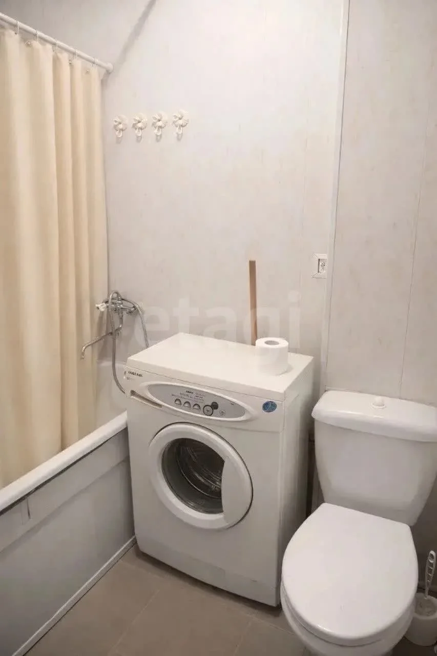 2-к квартира, 43м² (улица Айвазовского, 110) - миниатюра 6