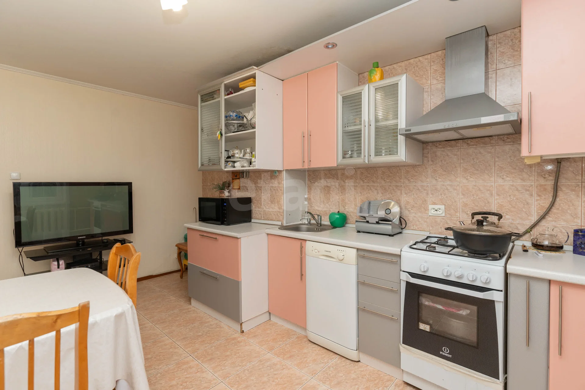 3-к квартира, 77.6м² (Черкасская улица, 43) - миниатюра 3
