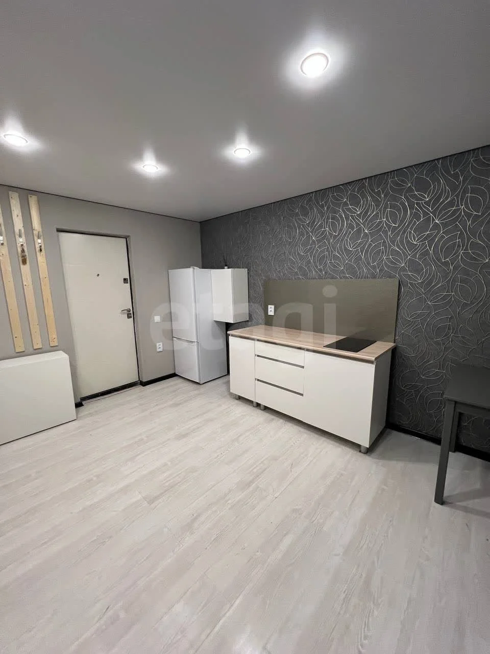 Комната, 16.7м² (Алтайская улица, 14а) - миниатюра 2