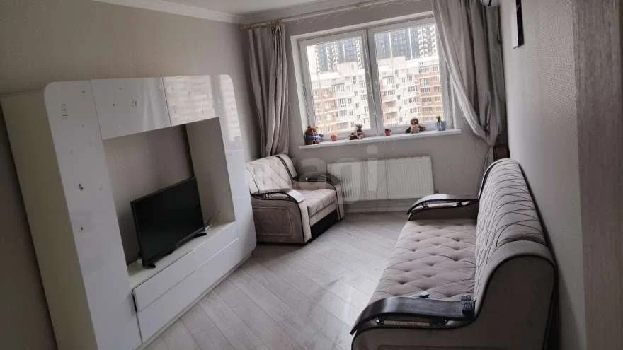 2-к квартира, 65м² (Командорская улица, 3к2) - миниатюра 3
