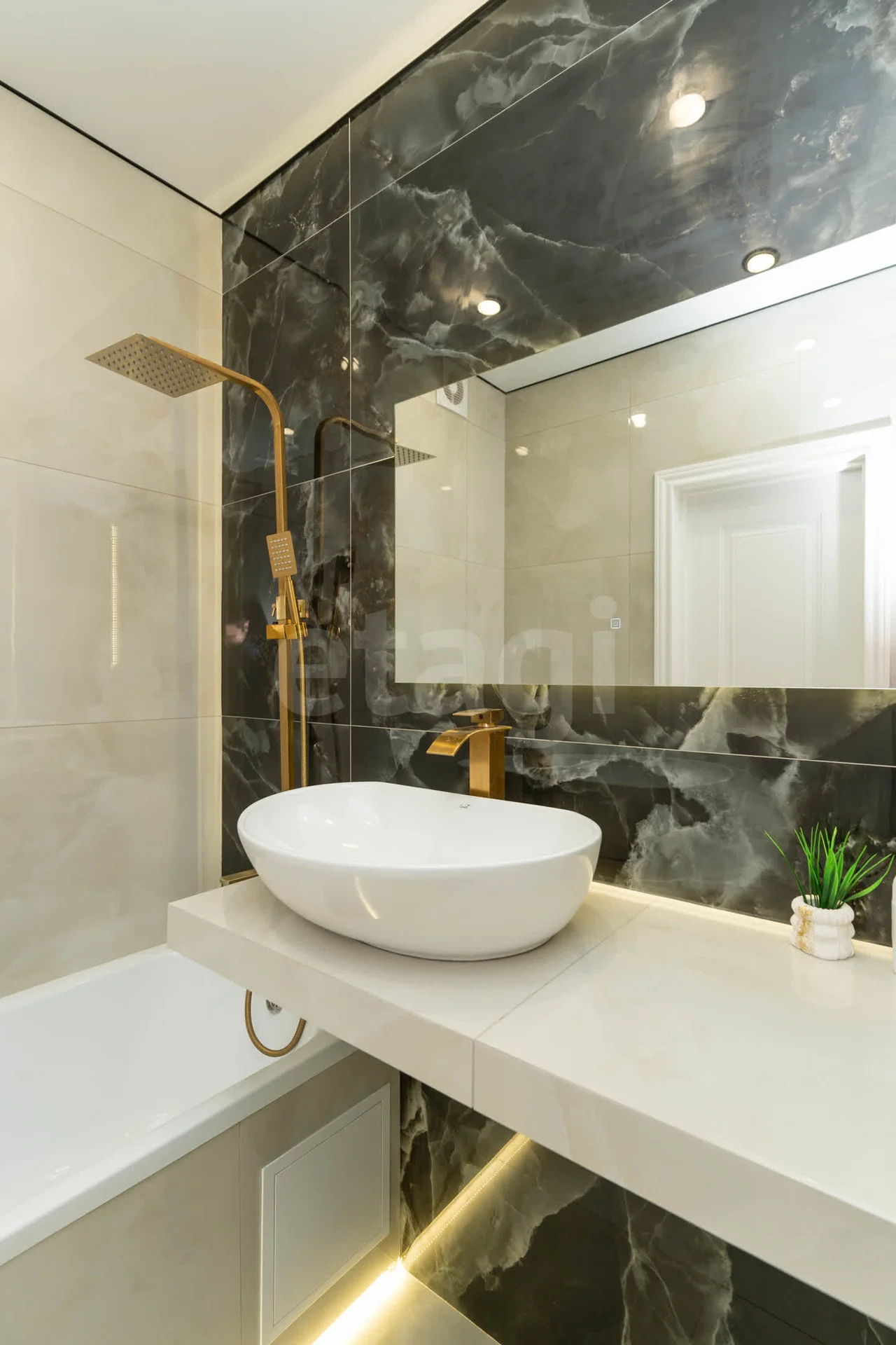 1-к квартира, 40.4м² (улица имени Ф.И. Шаляпина, 30/1) - миниатюра 2