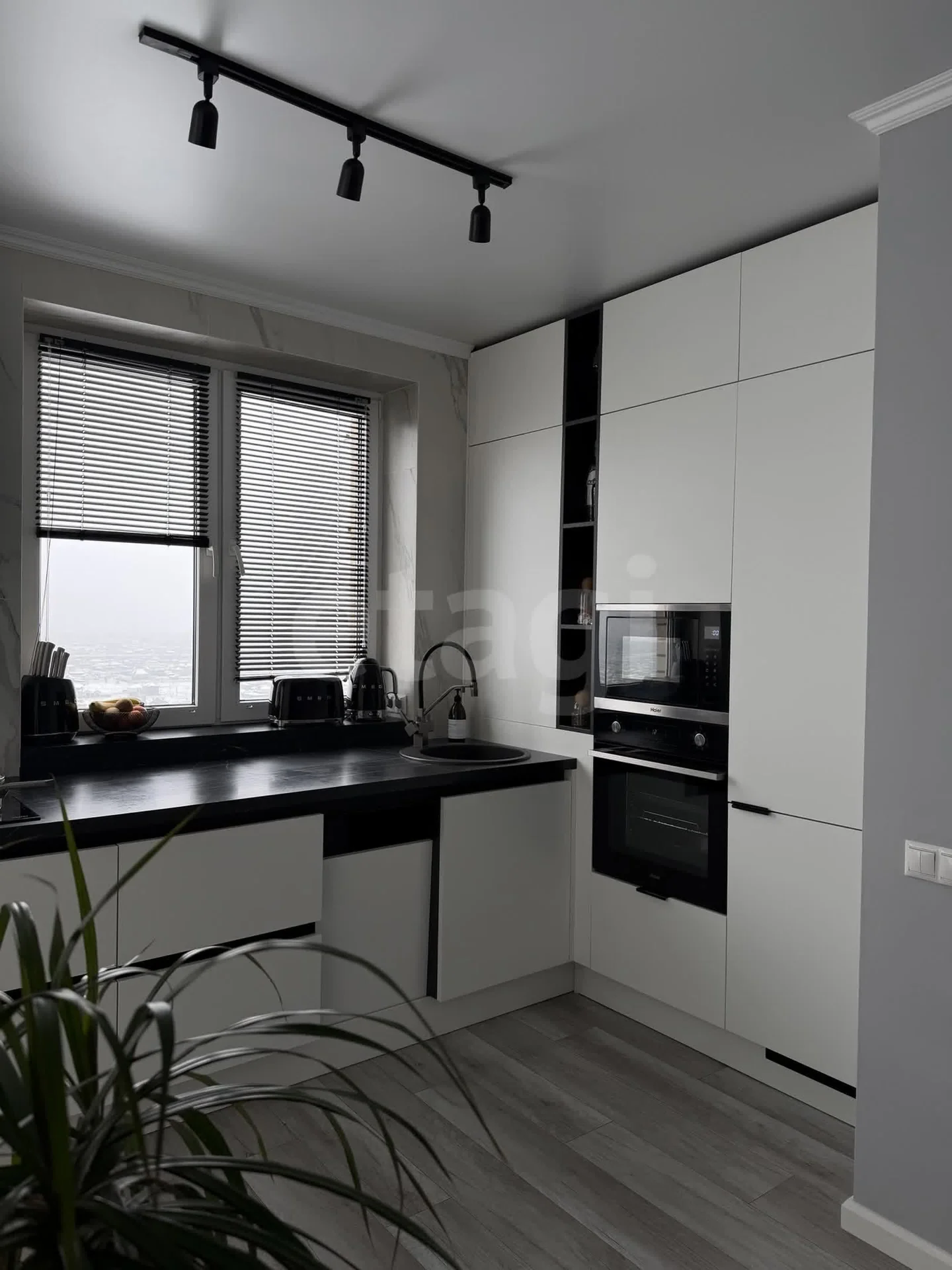 3-к квартира, 71.7м² (бульвар Адмирала Пустошкина, 11/2) - изображение 1