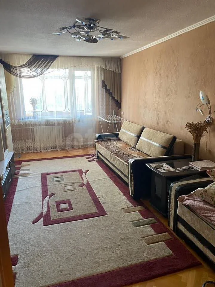 3-к квартира, 70м² (Зиповская улица, 28) - изображение 1