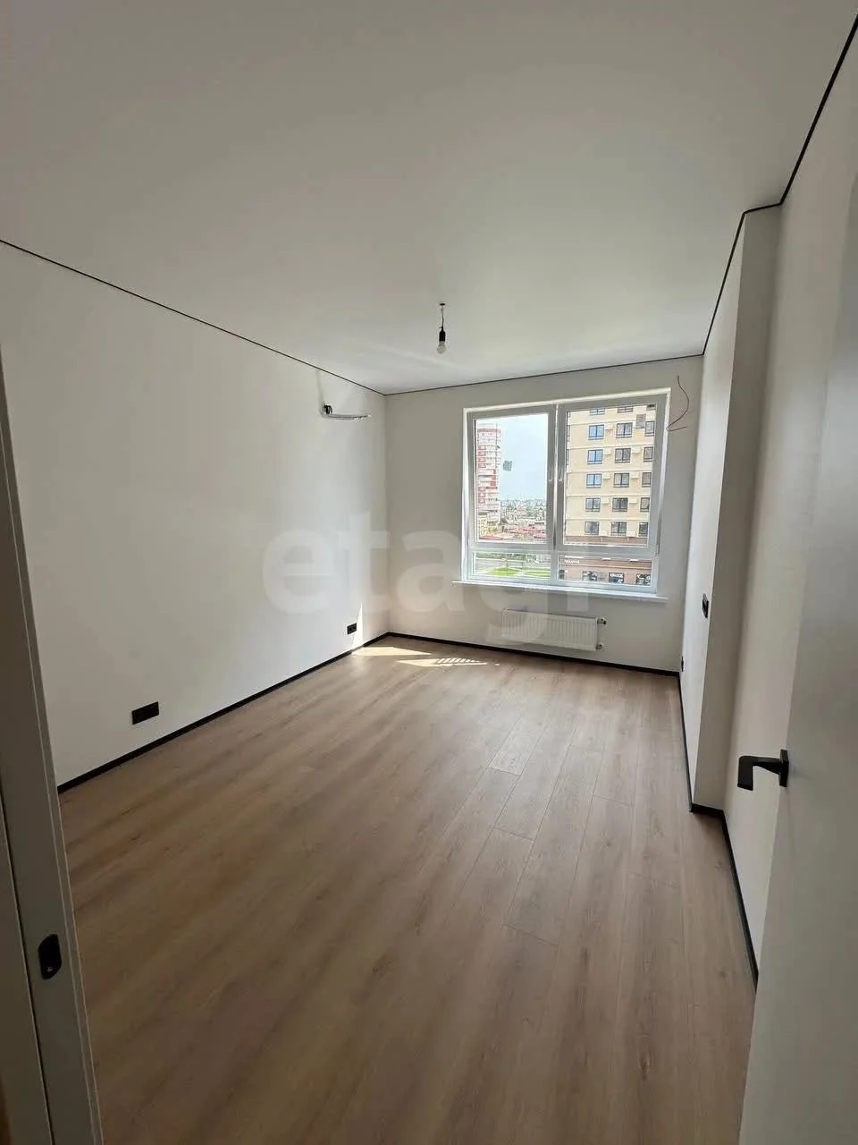 2-к квартира, 61м² (улица Ивана Беличенко, 86) - изображение 1