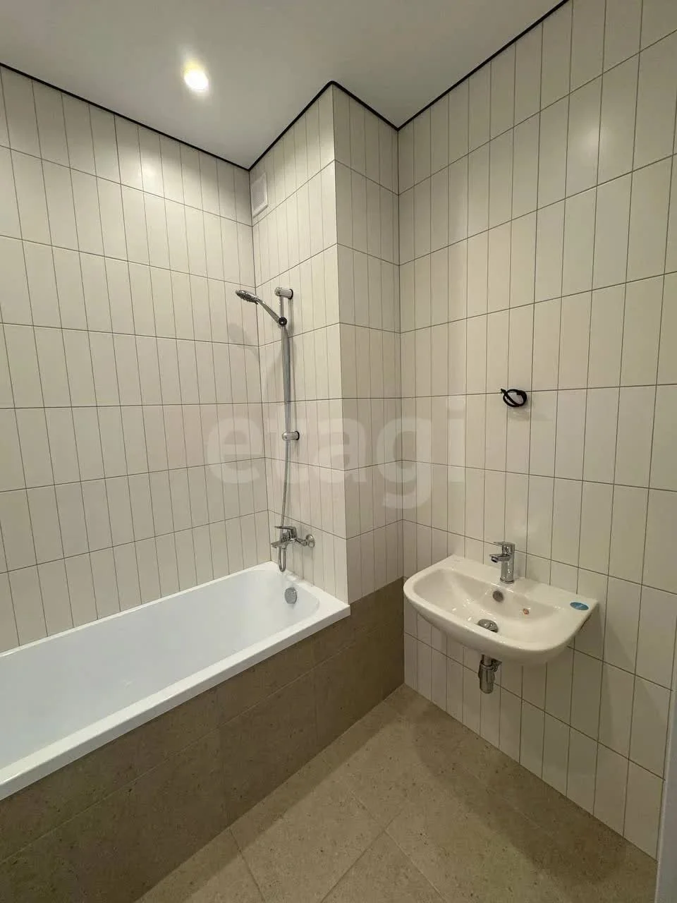 2-к квартира, 61м² (улица Ивана Беличенко, 86) - миниатюра 4