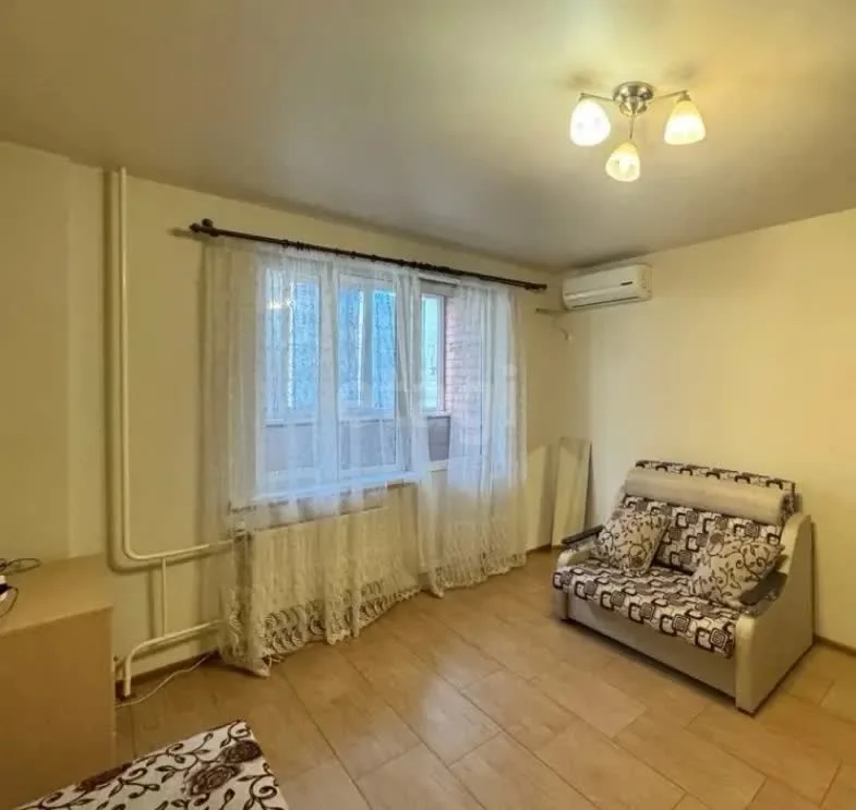 1-к квартира, 36.9м² (Восточно-Кругликовская улица, 76/1) - миниатюра 2