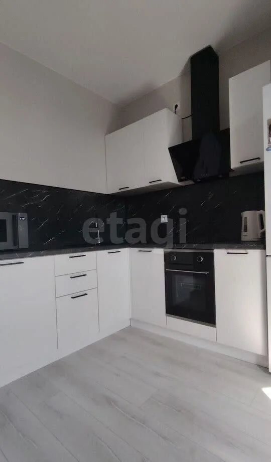 1-к квартира, 29м² (улица имени Генерала Корнилова, 16) - миниатюра 2