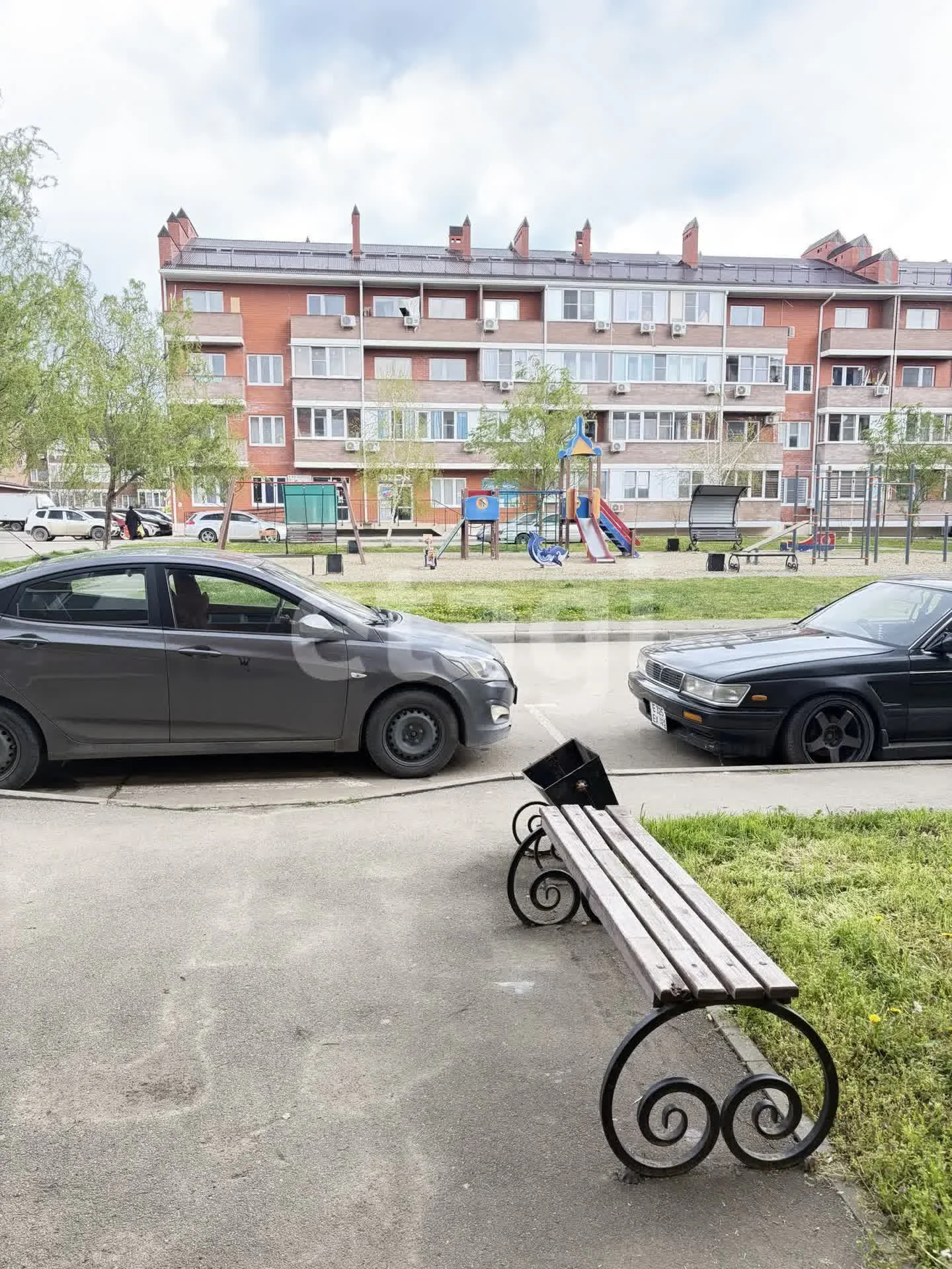1-к квартира, 40.3м² (улица Генерала Петрова, 41) - миниатюра 2