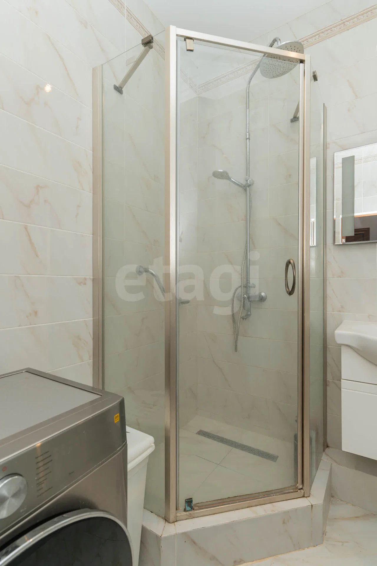 2-к квартира, 71.5м² (Морская улица, 43) - миниатюра 2