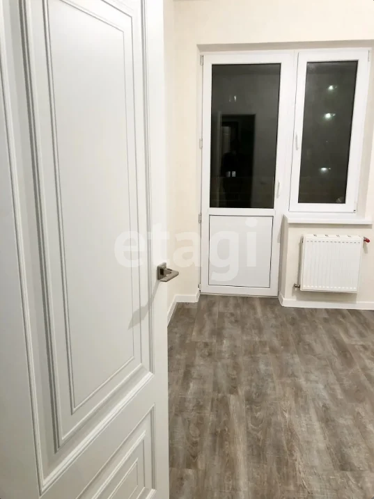 2-к квартира, 54м² (улица Петра Метальникова, 38) - миниатюра 3