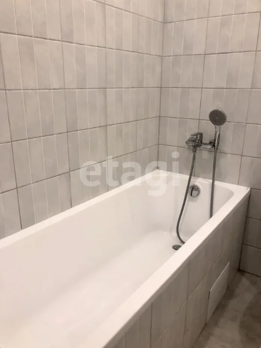 2-к квартира, 54м² (улица Петра Метальникова, 38) - миниатюра 8