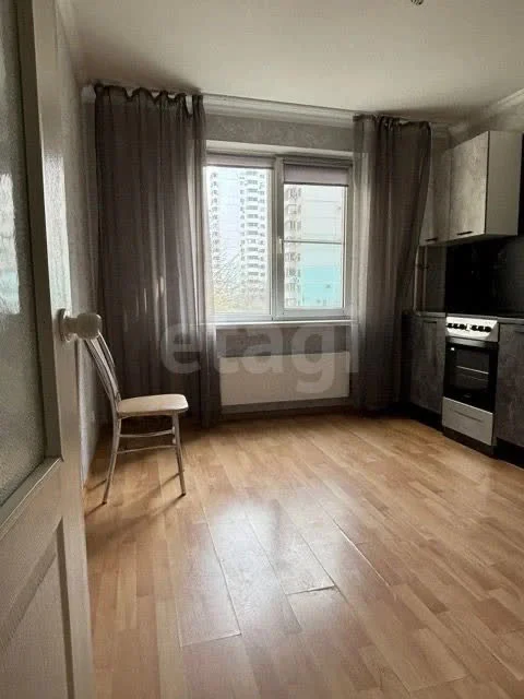 1-к квартира, 35.4м² (улица Карякина, 18) - миниатюра 4