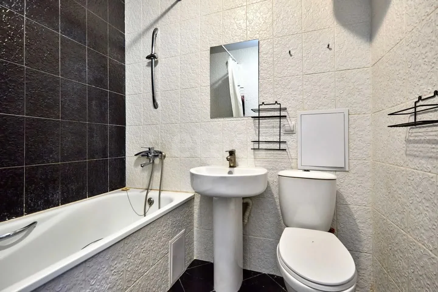 2-к квартира, 59.8м² (улица Цезаря Куникова, 24к2) - миниатюра 2