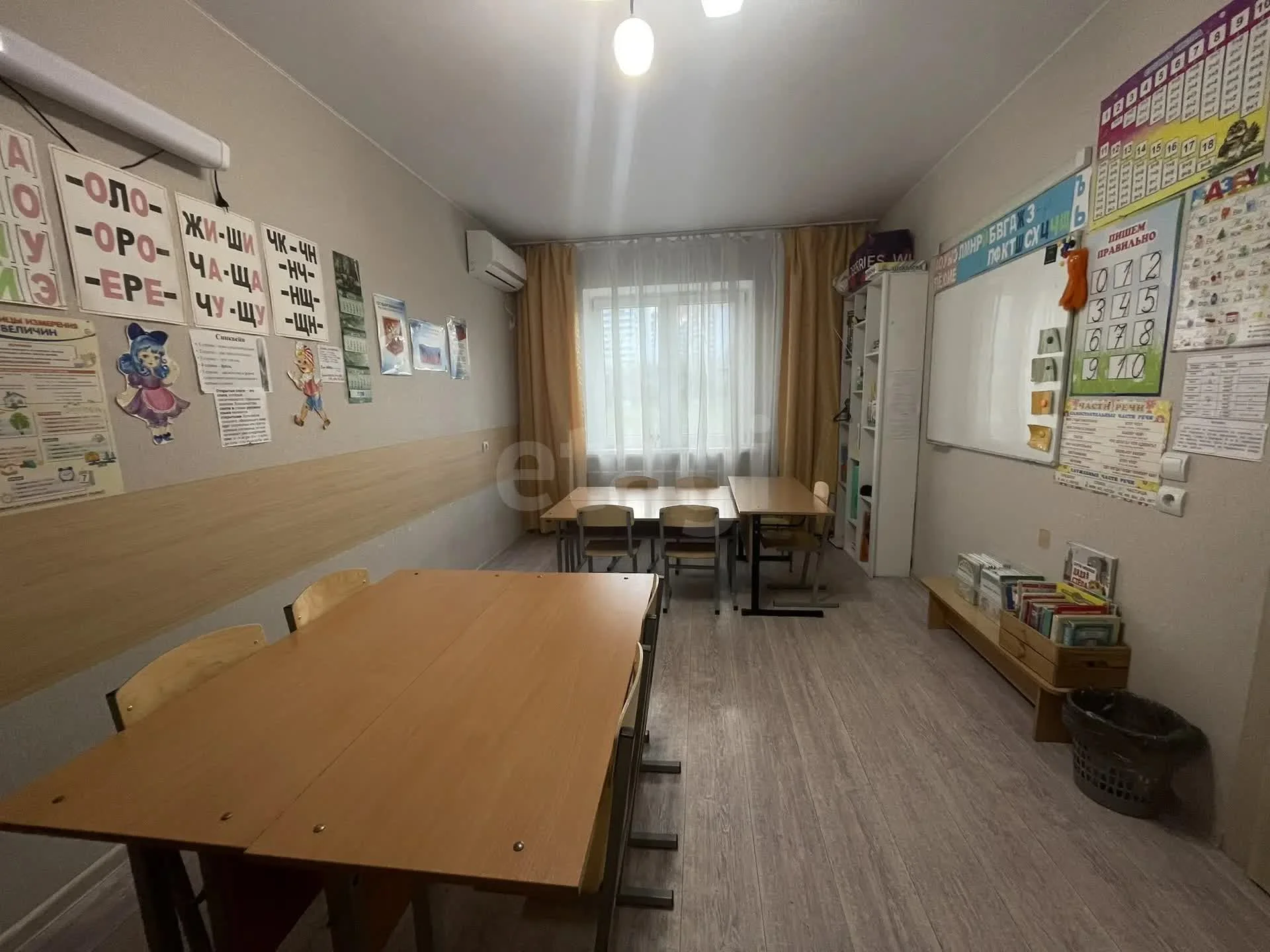 1-к квартира, 35.9м² (улица Героя Владислава Посадского, 42) - изображение 1