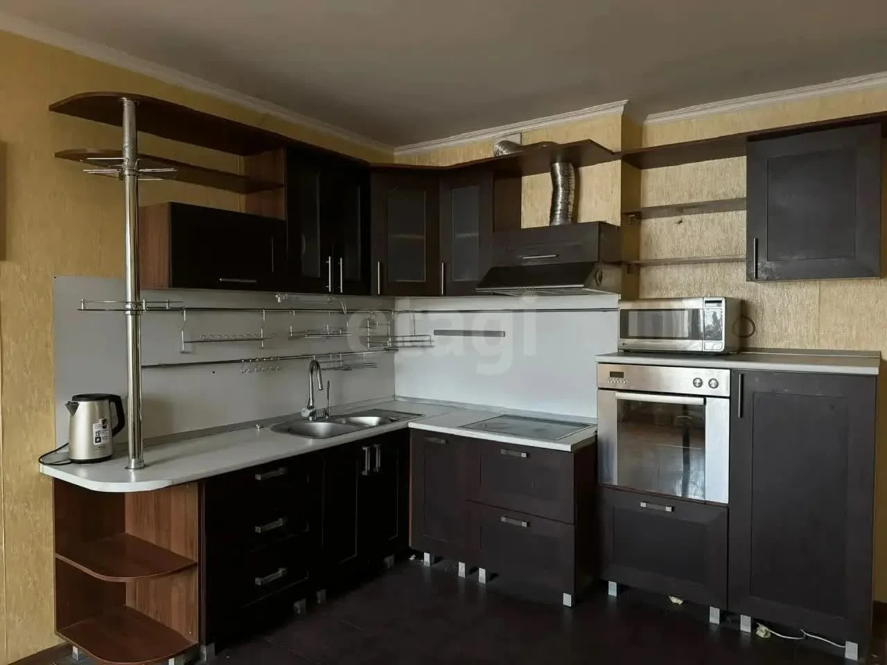 3-к квартира, 83м² (улица имени 40-летия Победы, 33/4) - миниатюра 4