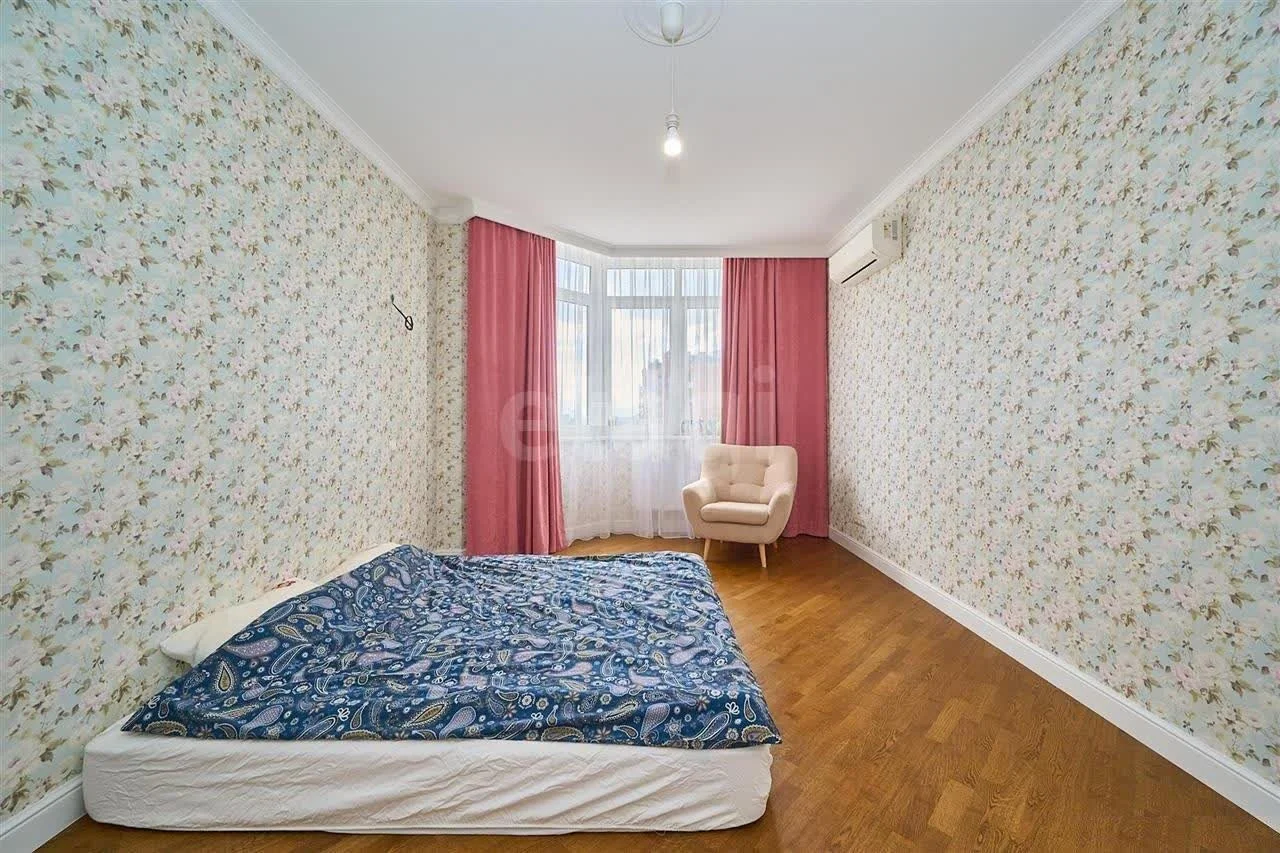 3-к квартира, 110м² (Гаражная улица, 71/1) - миниатюра 8