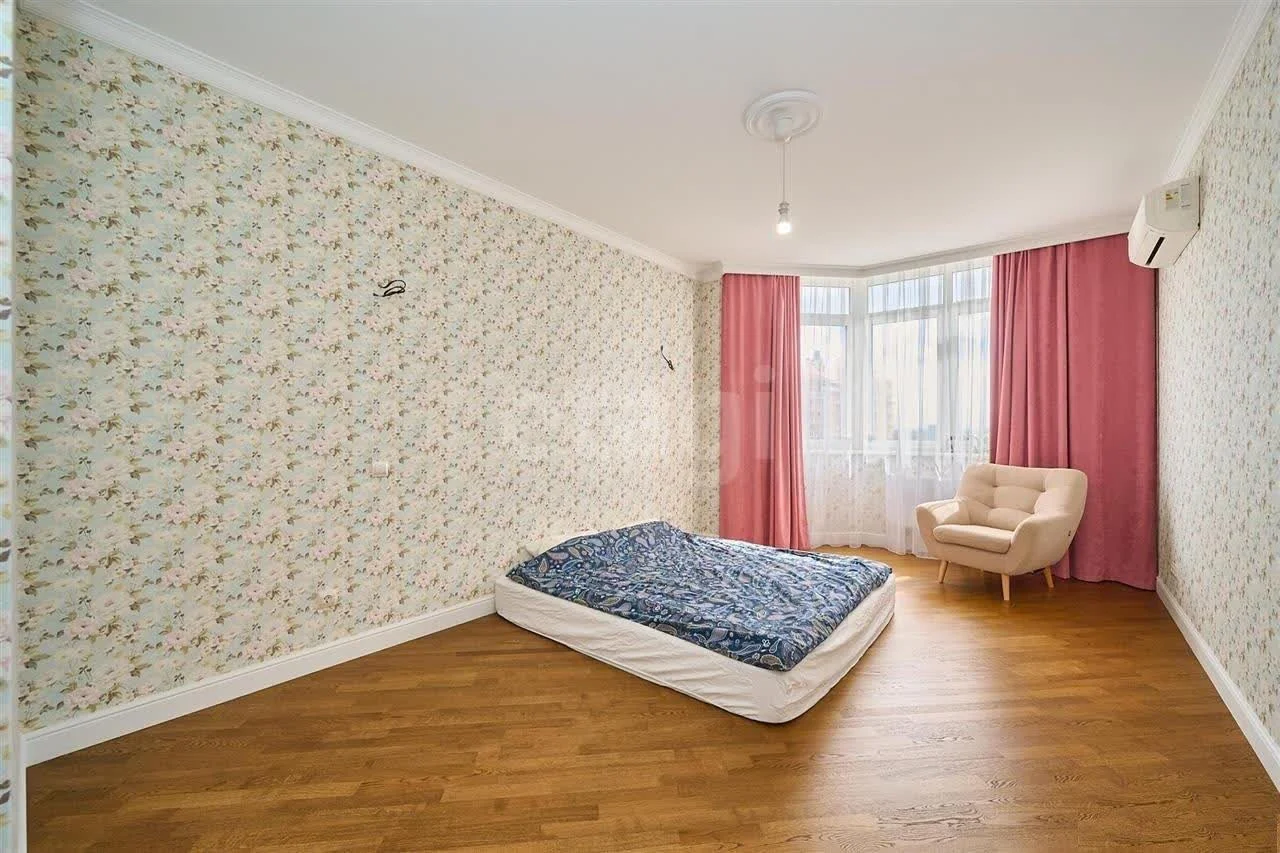 3-к квартира, 110м² (Гаражная улица, 71/1) - миниатюра 9