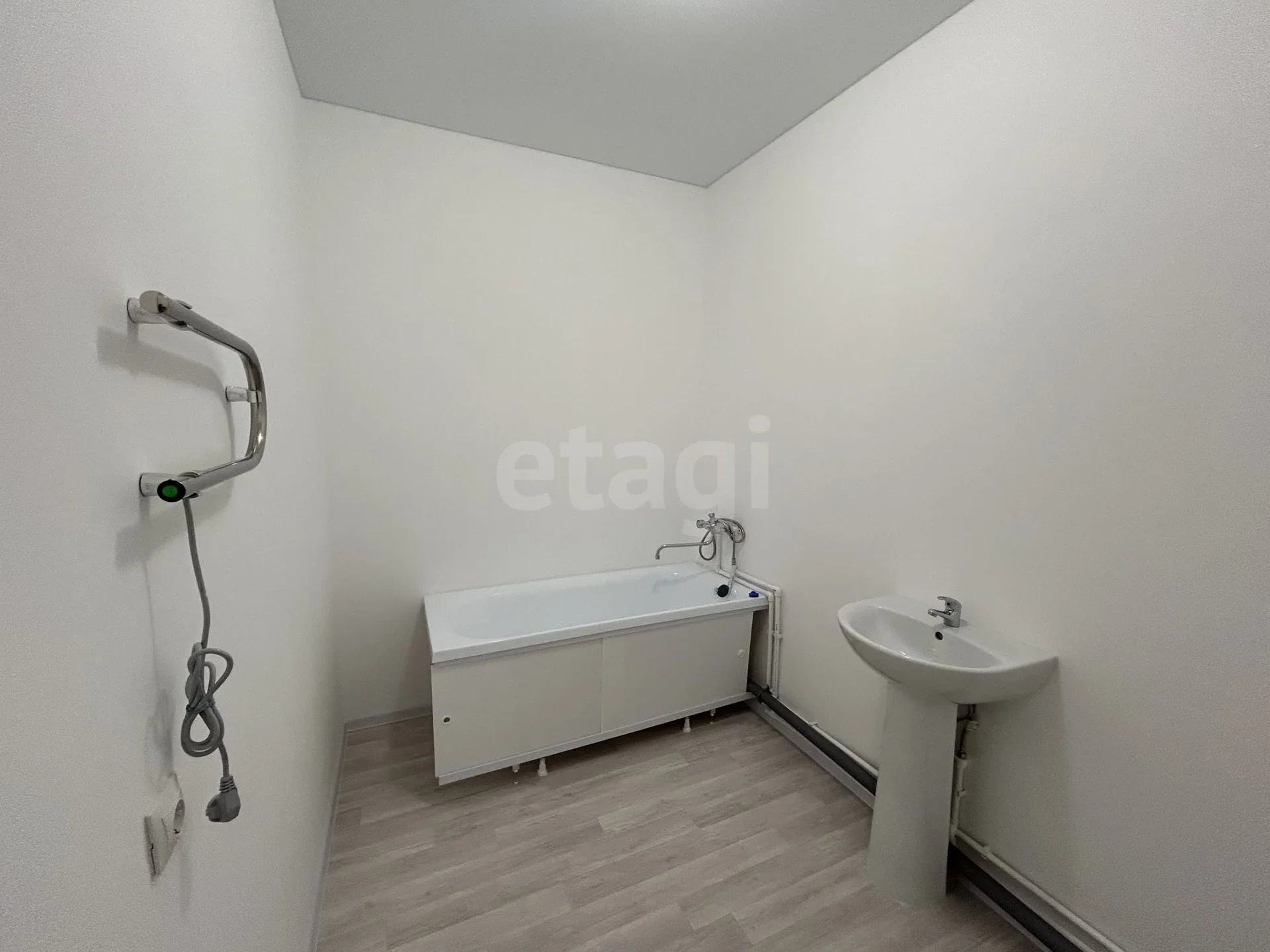 2-к квартира, 49.2м² (улица Петра Метальникова, 26) - миниатюра 3