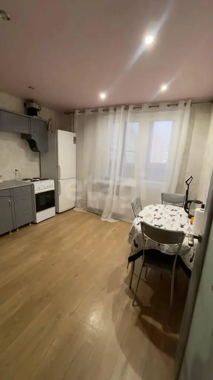 1-к квартира, 37.7м² (улица Героя А.А. Аверкиева, 6) - миниатюра 4
