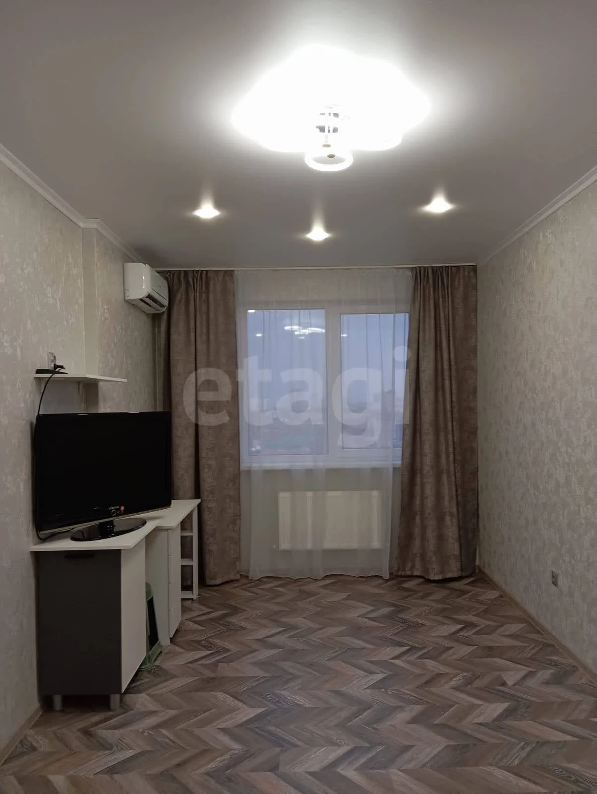 1-к квартира, 41.3м² (улица имени Сергея Есенина, 127/2) - миниатюра 2