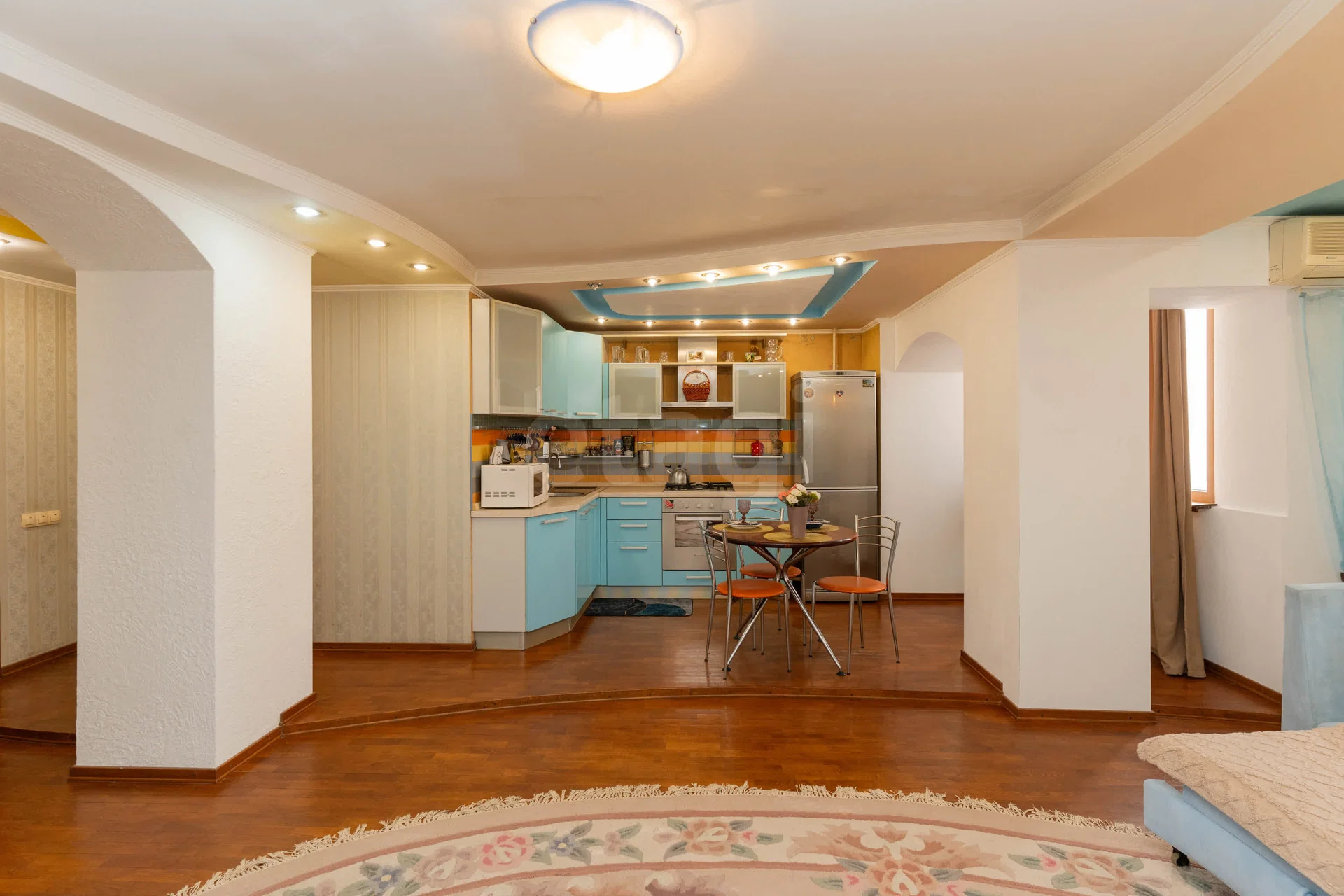 2-к квартира, 56.9м² (улица имени П.М. Гаврилова, 60) - миниатюра 3
