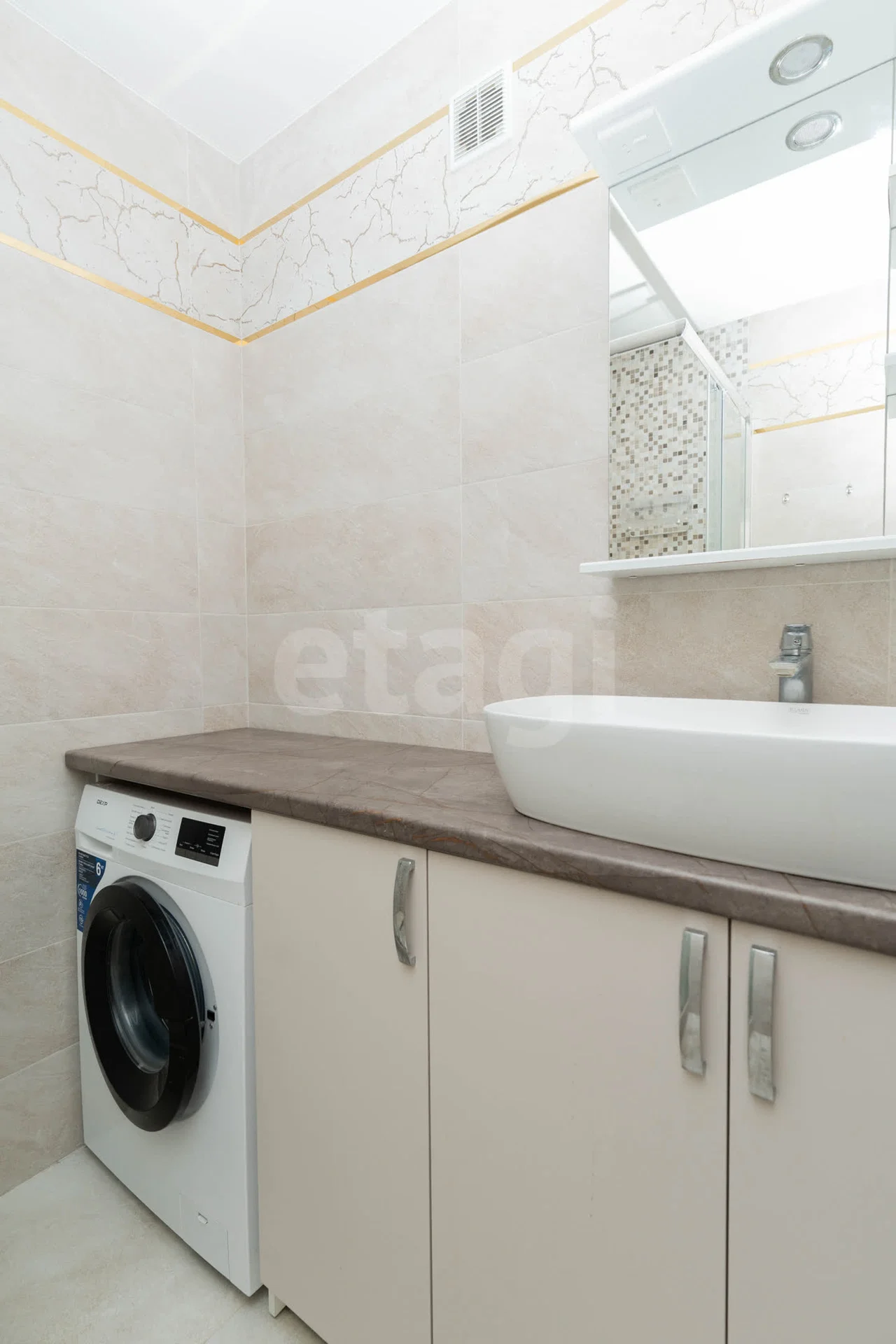 2-к квартира, 57.8м² (улица им. Героя Сарабеева В.И., 7) - миниатюра 18